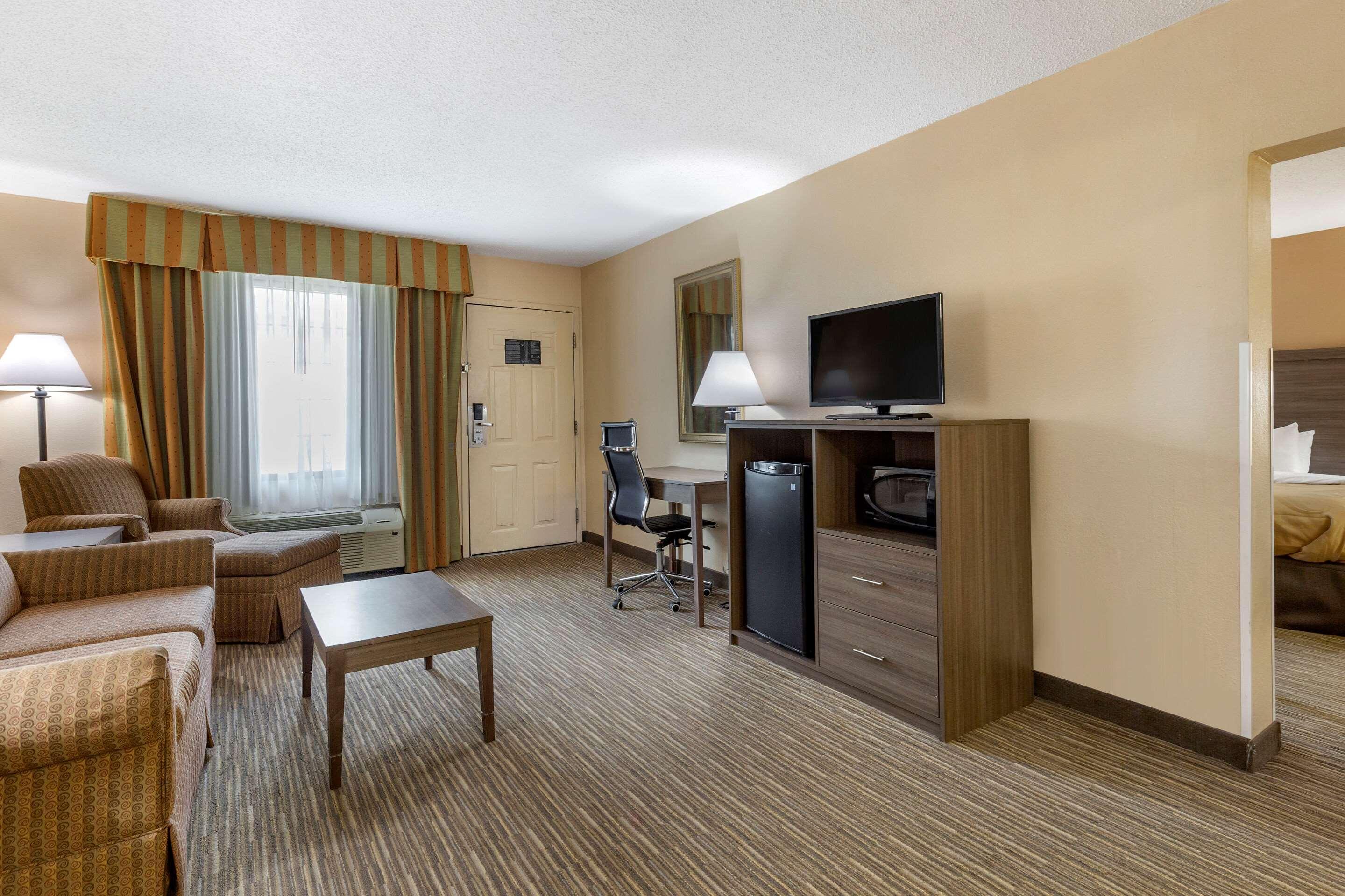 Quality Inn & Suites Hanes Mall Winston-Salem Kültér fotó